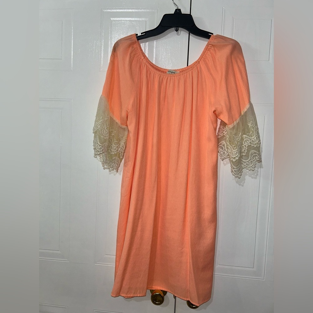 Super cute and fun Sunday dress!